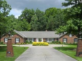 1755 Chartley Rd, Gates Mills, OH 44040