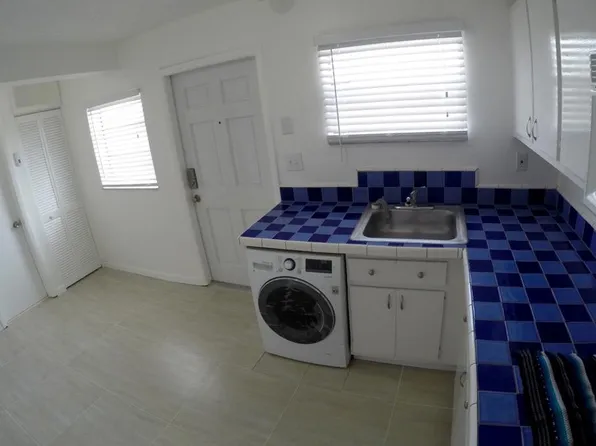 (undisclosed Address), Miami, FL 33165