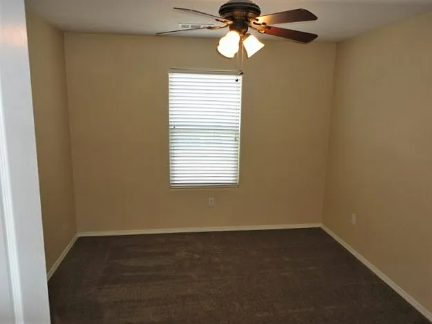 1232 Maple Meadows Dr NE — Photo 16