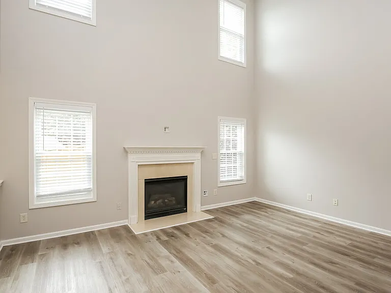 6176 Mulberry Park Dr — Photo 5