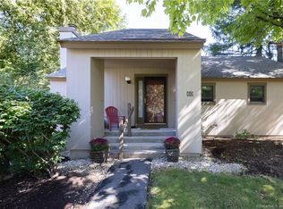 60 Byron Dr #UNIT 60, Avon, CT 06001