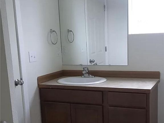 3rd image of 330 NE 7th Ave #3