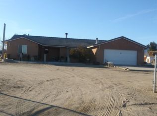 3433 Camillia Rd, Phelan, CA 92371