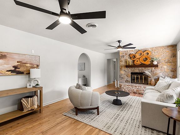 2nd image of 4601 Robinwood Dr
