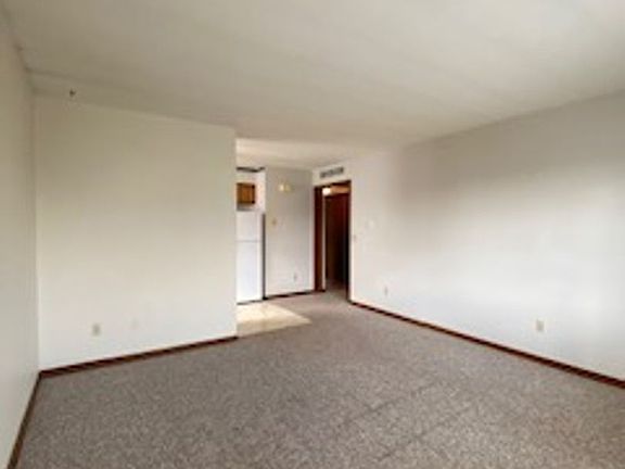 5th image of 1906 N Sand Castle Dr APT D