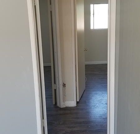 5th image of 489 E 55th St