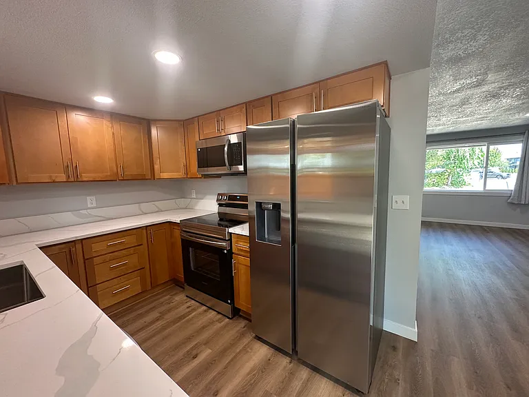 1730 NE Darby St — Photo 8