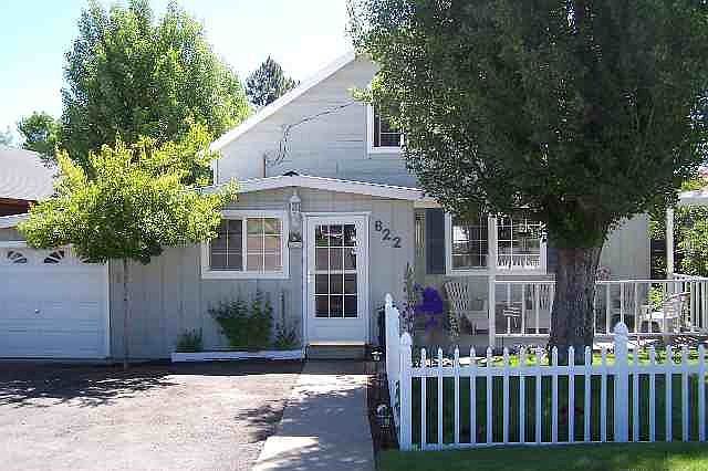 1st image of 622 Ash St