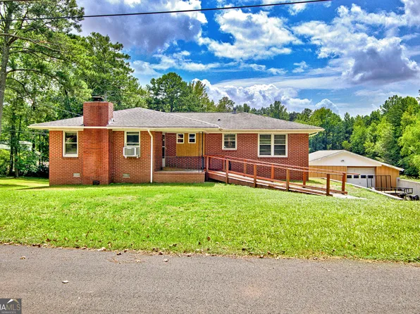 96 Alder Dr, Newnan, GA 30263