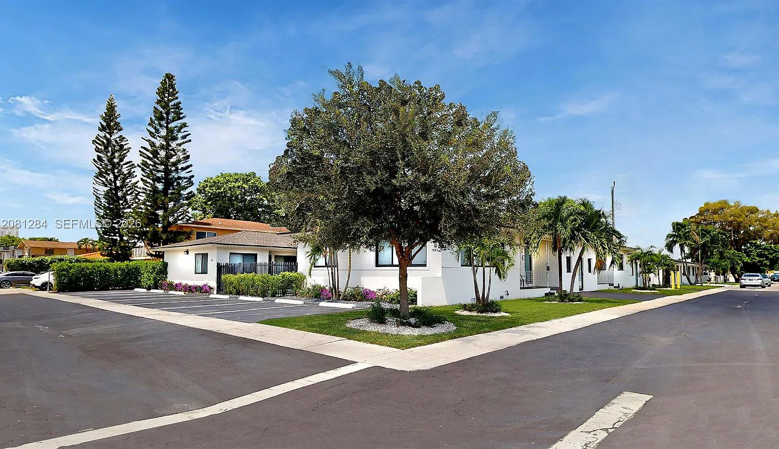 Studio Addn To Town Of Hi — Photo 1