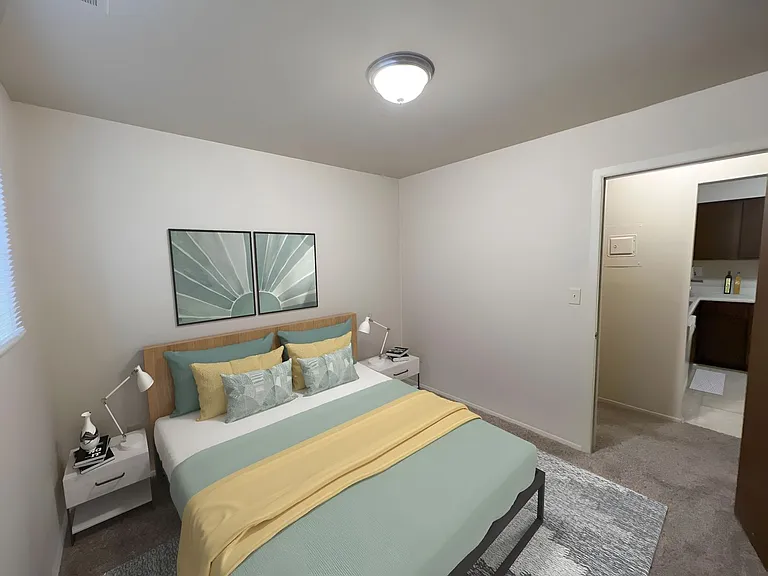 Chalet Villa Lakefront Community — Photo 40