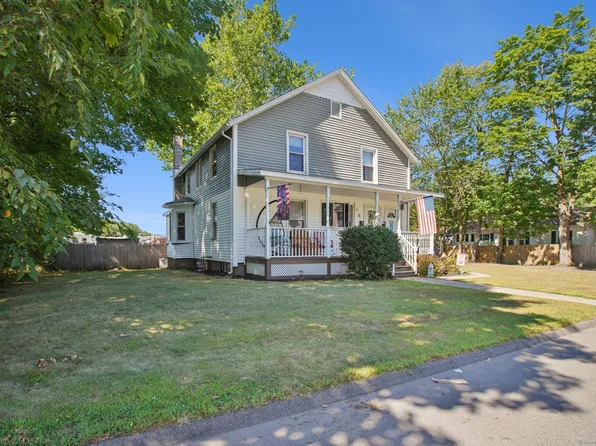 11 Norton Place, Plainville, CT 06062