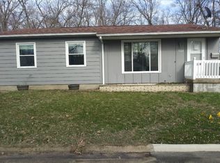 1324 Fenley St, Pekin, IL 61554