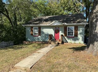 2008 Thomas Ave, Columbia, TN 38401