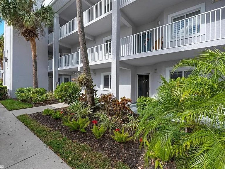 7831 Regal Heron Cir #105 — Photo 1