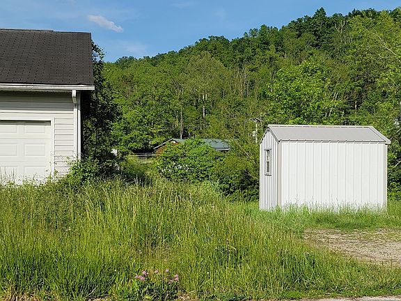 3rd image of 6615 County Road 15