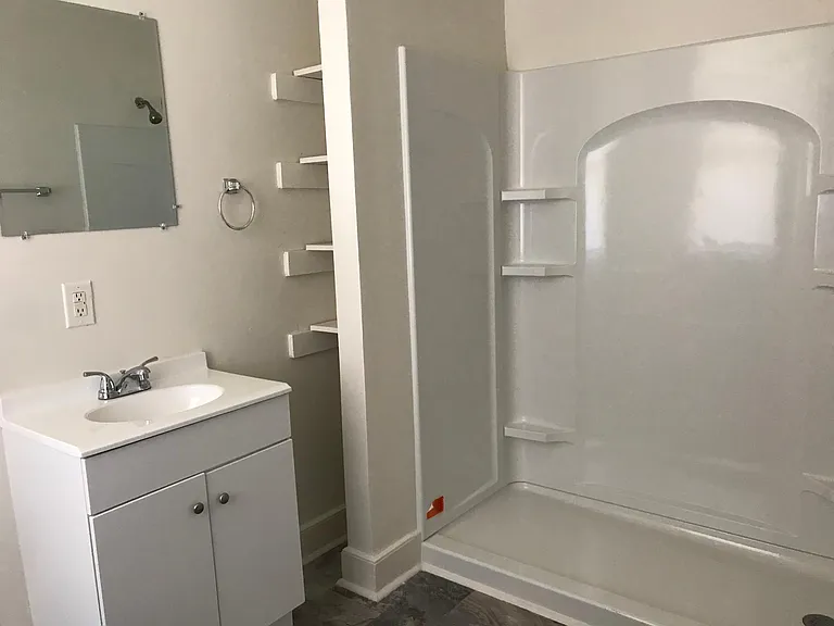 517 Saint James St #1-A — Photo 6