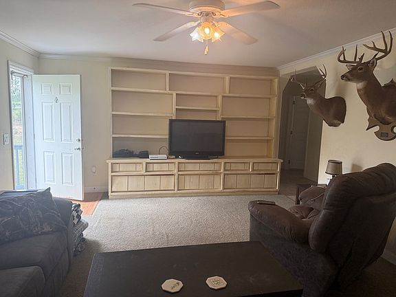 3rd image of 1740 Purdy Rd