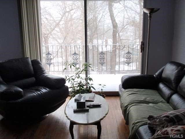 2nd image of 2 Colonial Rd APT 144