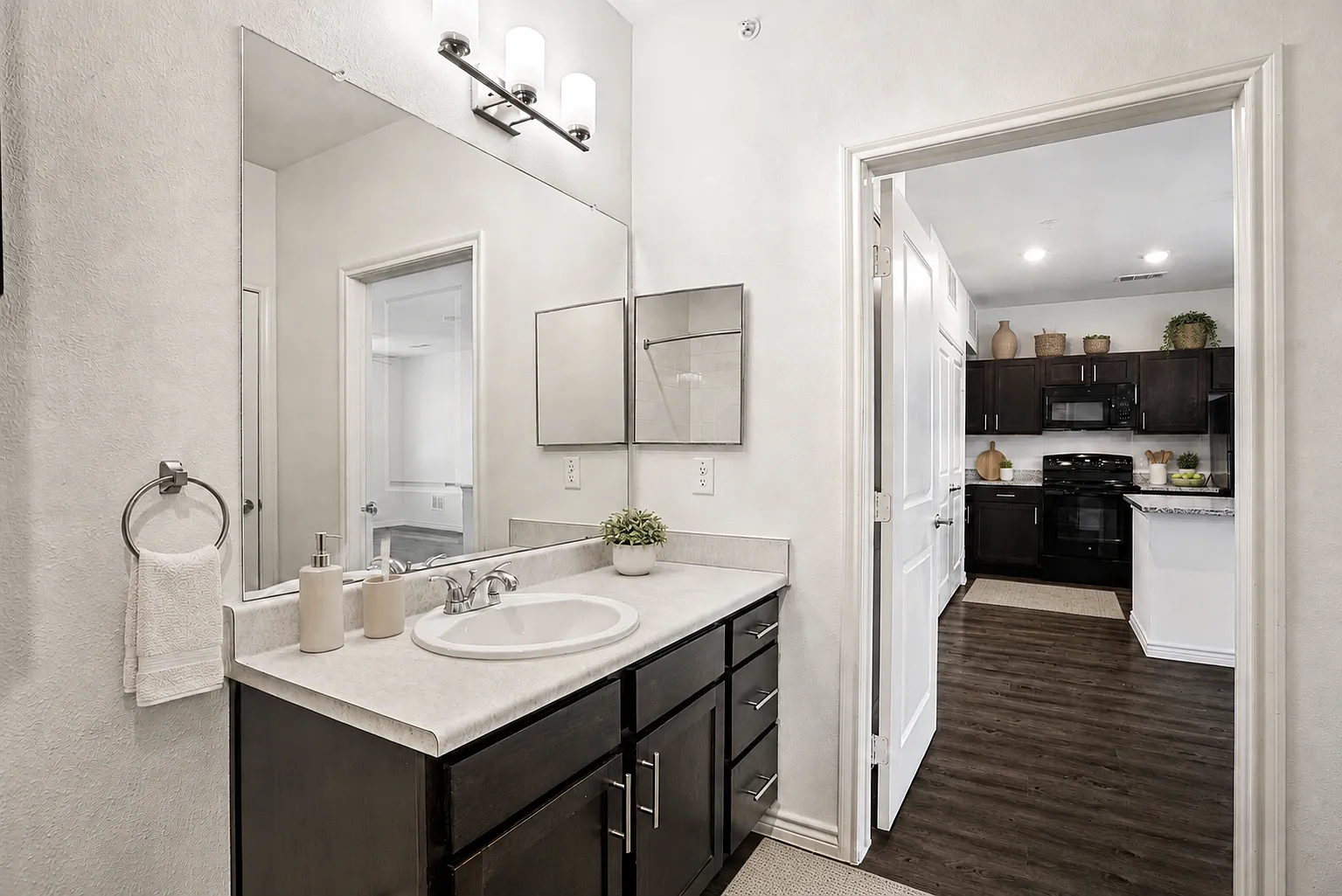 Limestone Ridge — Photo 3