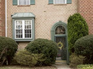 11 Blondell Ct, Lutherville Timonium, MD 21093