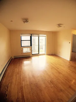 Rented by Bohemia Realty Group | media 18