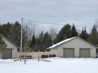 5688 Stillwagon Rd, Gladwin, MI 48624
