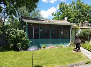 31 Skytop Rd, Newton, NJ 07860