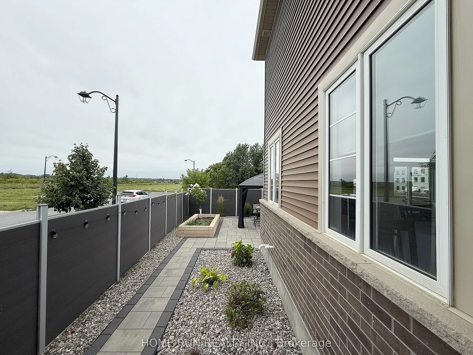 4 bed, $2,850 — Photo 3