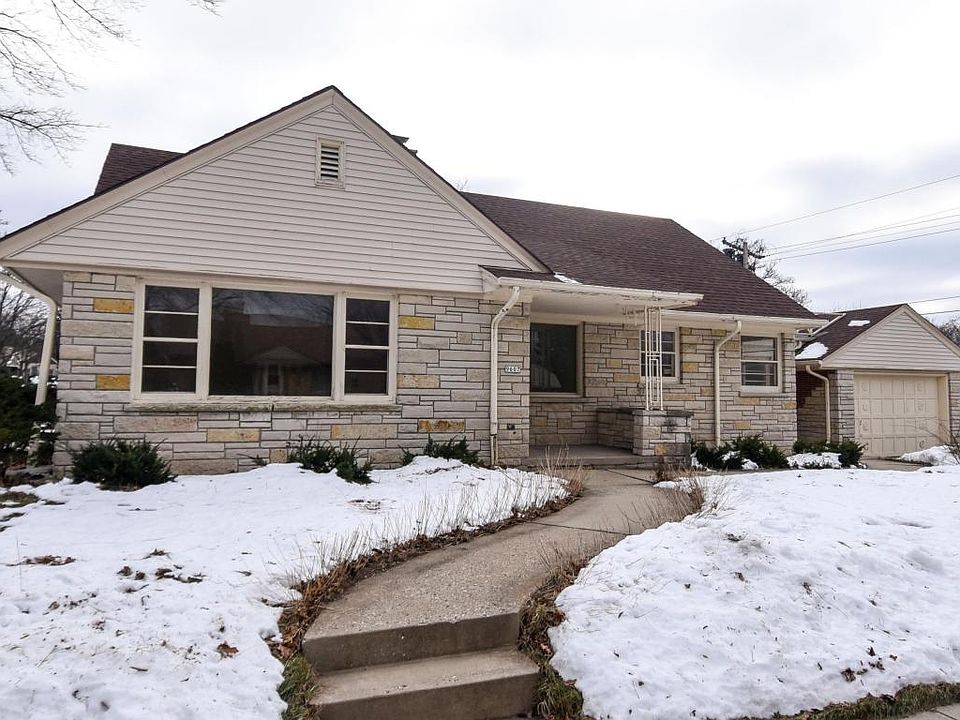 1st image of 9607 W Auer Ave