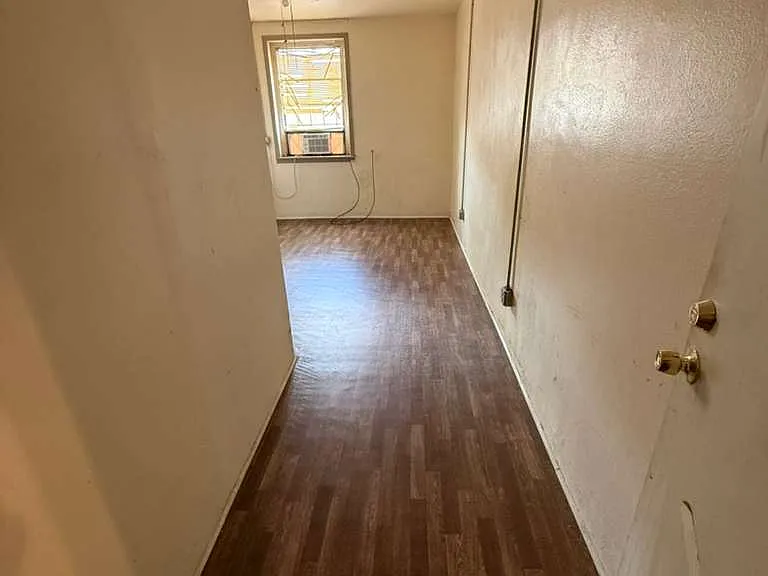 712 Brook Ave #7 — Photo 3