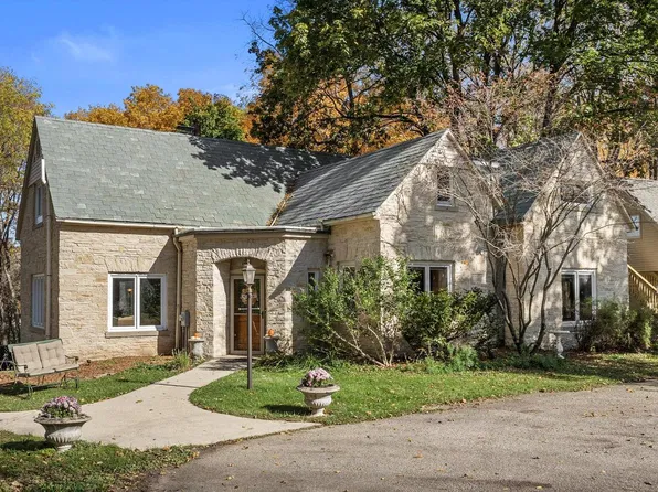 N56W21758 Silver Spring DRIVE, Menomonee Falls, WI 53051