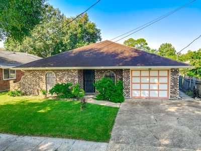 2219 Mercedes Blvd, New Orleans, LA, 70114