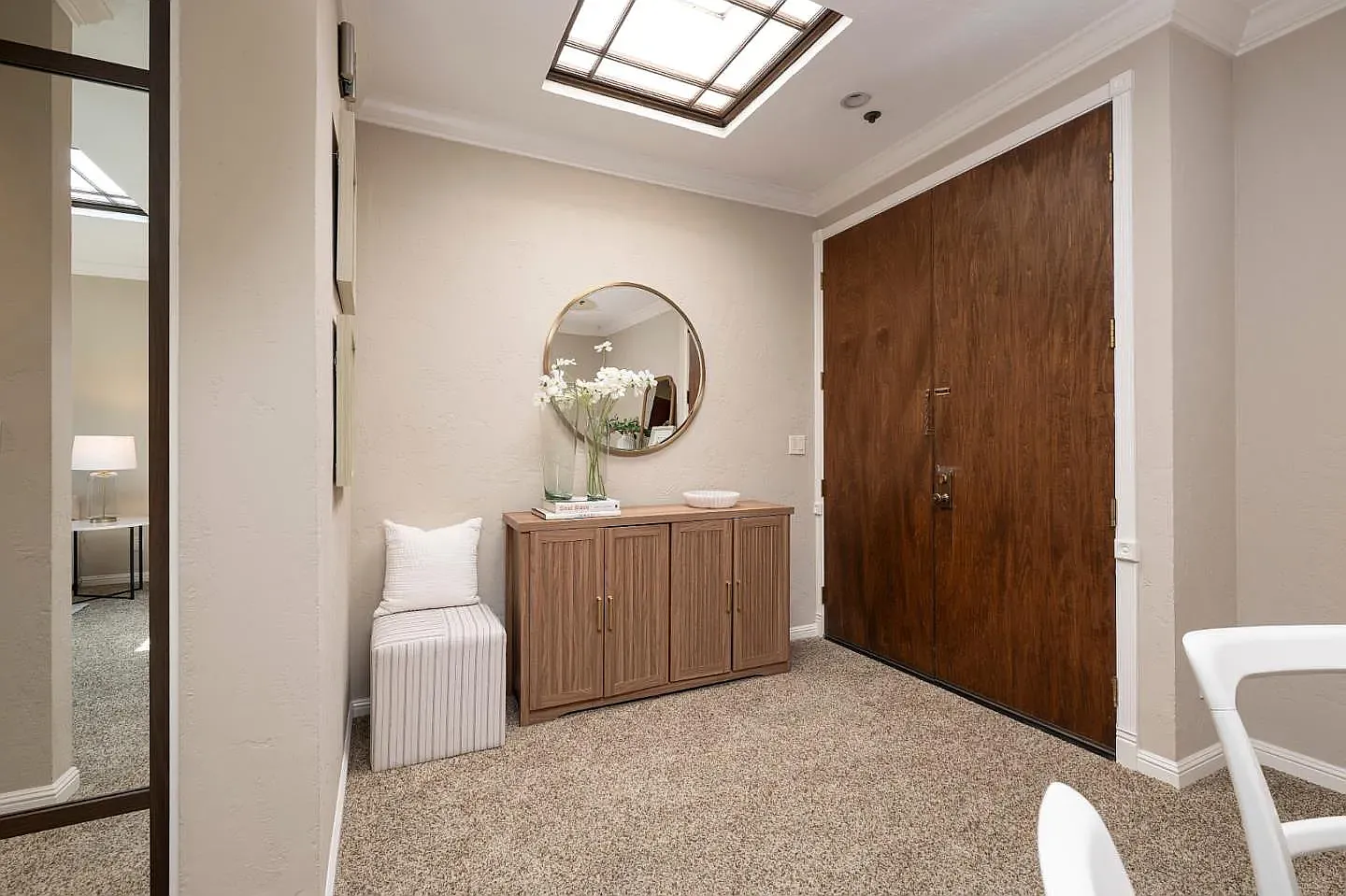 2 bed, 1368 sqft, $5,000 — Photo 4
