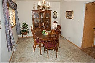 3rd image of 4945 W 106th Pl