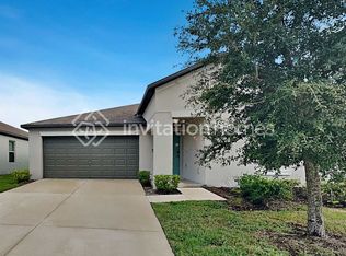 1873 Crinkle Leaf Ct, Ruskin, FL 33570