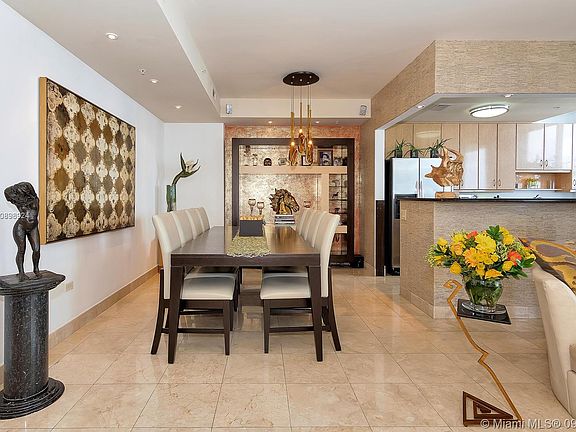 5th image of 801 Brickell Key Blvd #Penthouse 8
