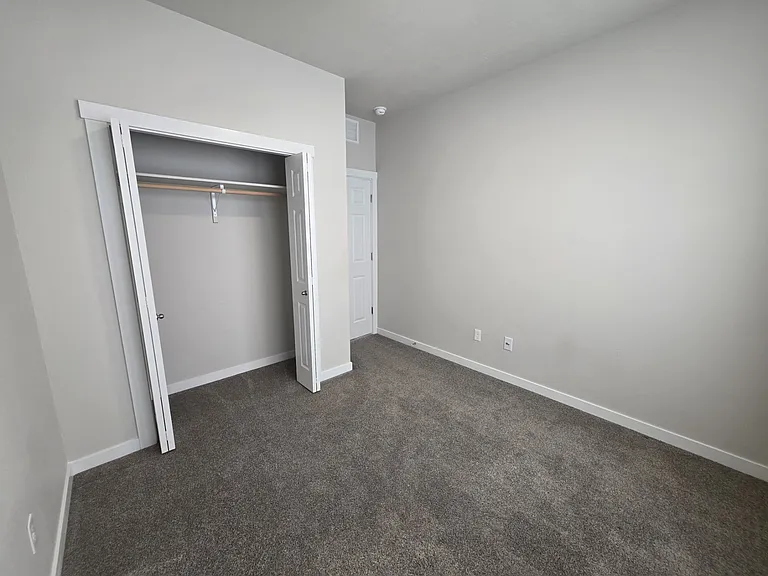 1720 SW Gabar Ct — Photo 16