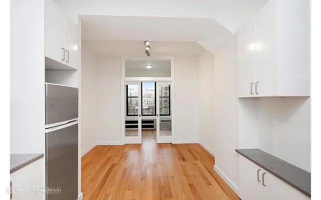 Rented by Douglas Elliman | media 7