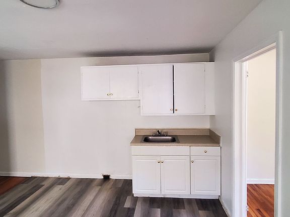 2nd image of 1105 Logan St #A