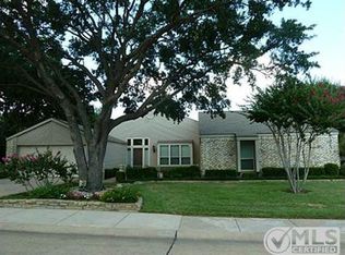 2405 Country Pl, Carrollton, TX 75006