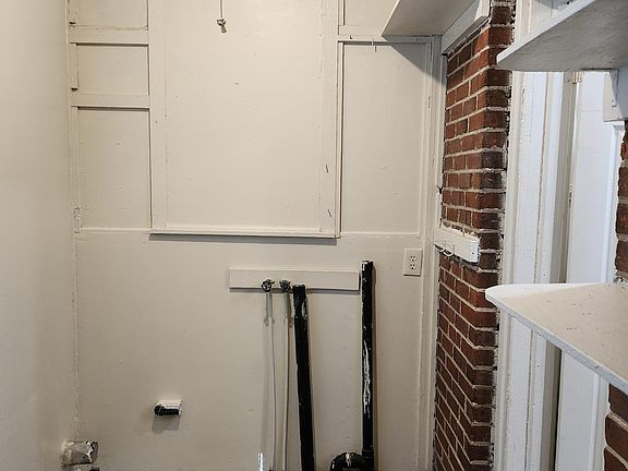 5th image of 328 Dalton Ave #D