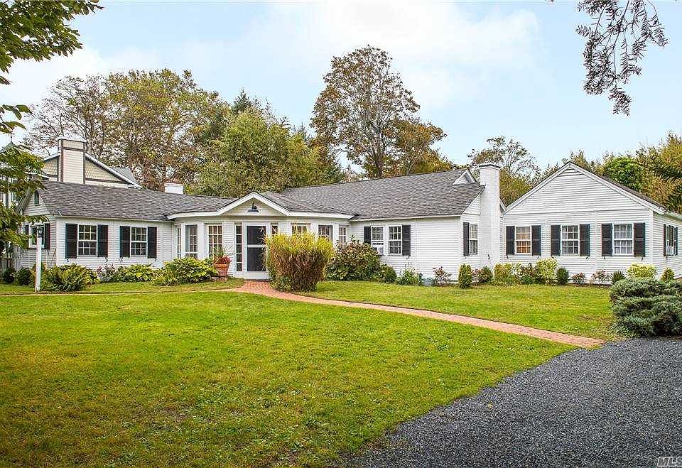 13 Academy Lane, Bellport, NY 11713 Zillow