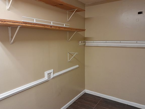 Lundary Room