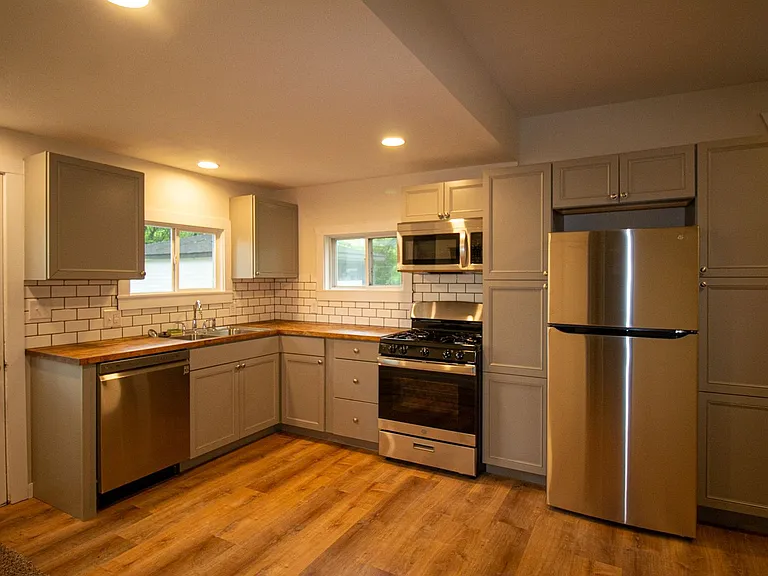 400 W Worley St — Photo 7