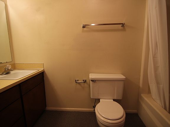 5th image of 1539 Laprele St