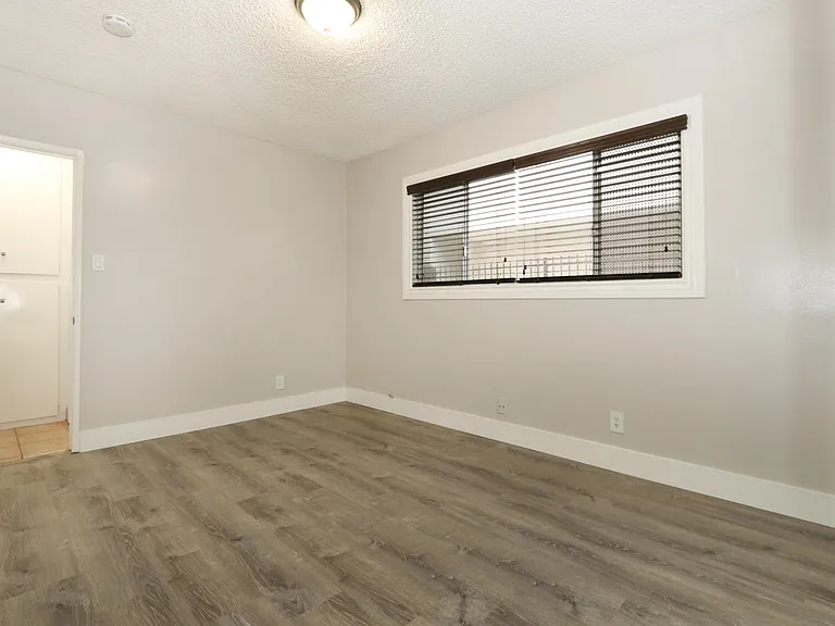 605 N Stoneman Ave — Photo 10