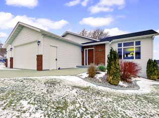 3000 Remuda Dr, Bismarck, ND 58503