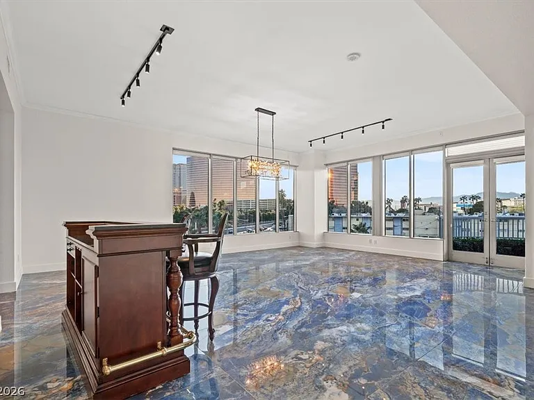360 E Desert Inn Rd #407 — Photo 5