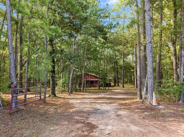 219 Hall Drive, Montgomery, TX 77316